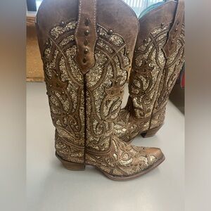 Corral size 8 boots